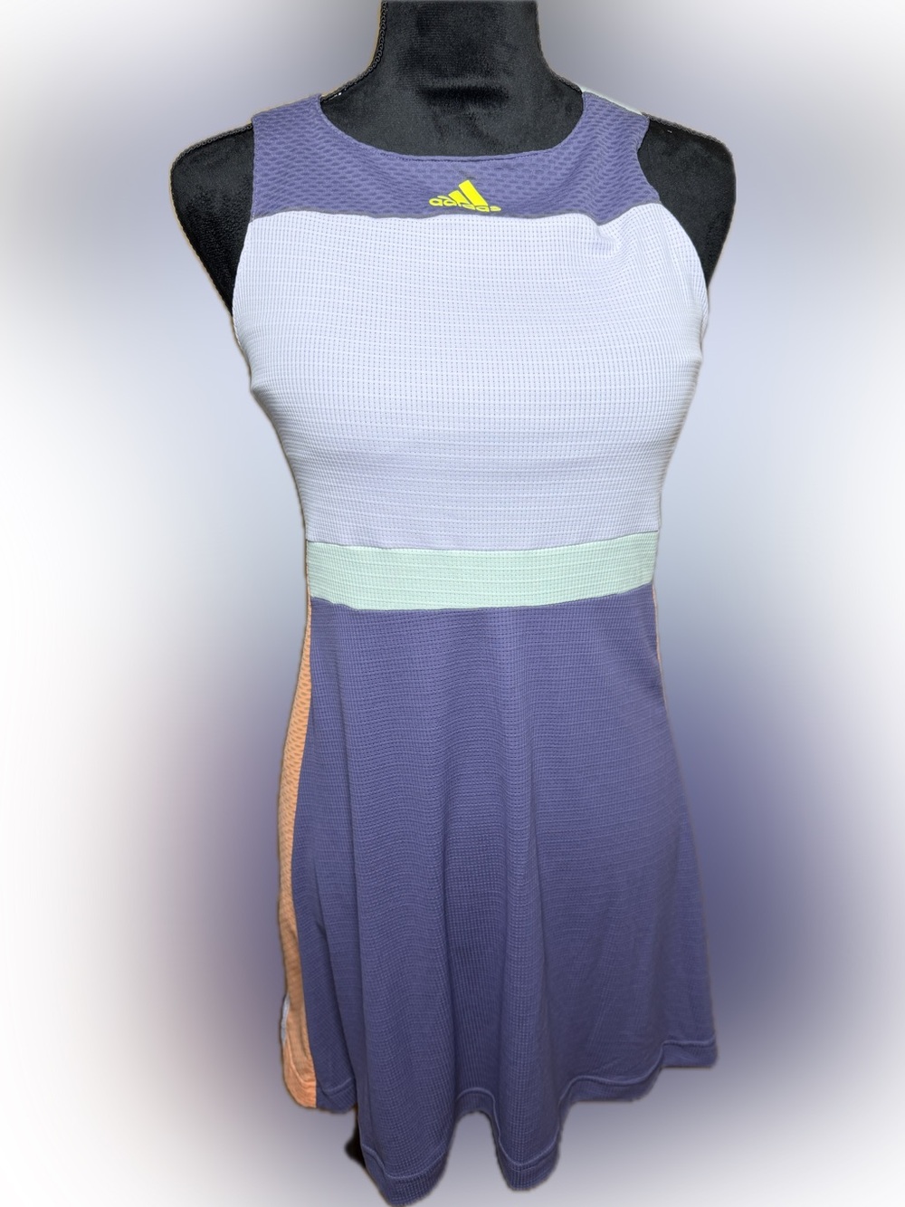 Women’s Adidas tennis/pickleball dress w/ matching ball pants new No tags Sz:MED - Picture 2 of 6